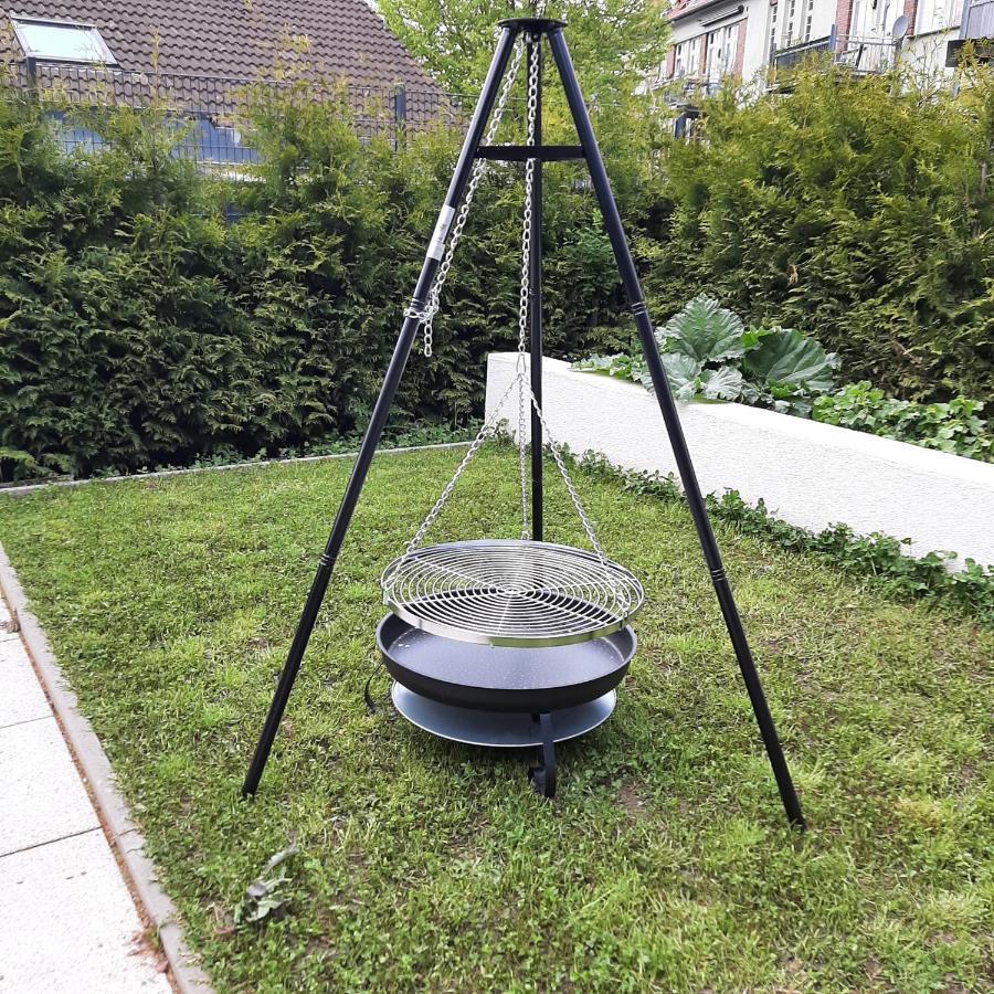 Design Apartment- 24H Self-Check-In - Bis 4 Pers - Parkplatz - Wifi - Balkon -Terrasse - In Direkter Weihernaehe - Radwege Schiffweiler Exterior photo